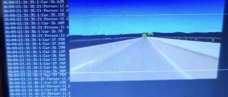 Pi-5+Hailo8L AI powered Object recognition & distance measurement