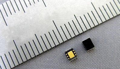 Tiny DC-DC converter with integrated coil 