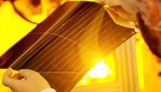 Organic solar cells set new efficiency record