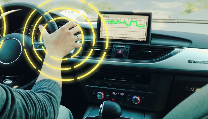 Smart steering wheel could wake drowsy drivers