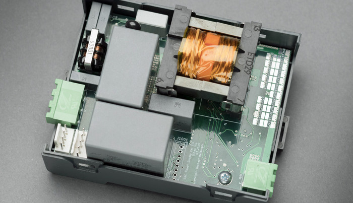 Switch-mode PSUs Using Foil Capacitors Are More Reliable