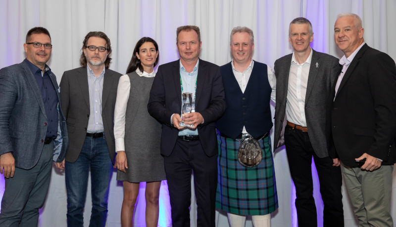 Intel Presents Rutronik with “Best Growth in IoT Group” Award