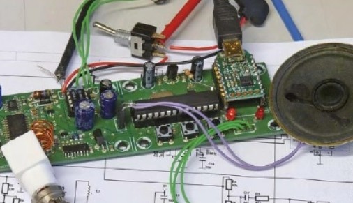 Engineering in February: DIY Aviation Scanner, Robo-Bug, and More 