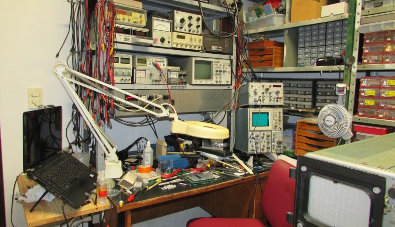 A Workspace for Playing with Analog Circuitry