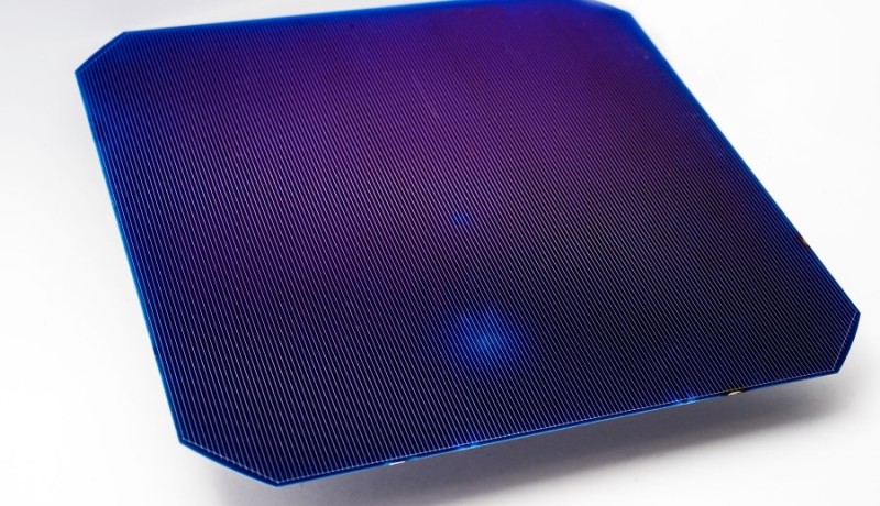 Bifacial solar cells boost efficiency