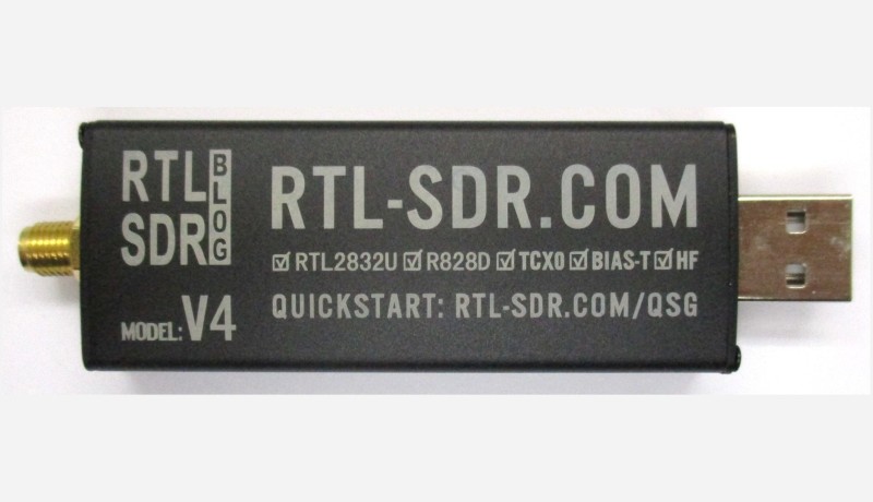 RTL-SDR Blog V4, mieux que le V3 ? (Essai)