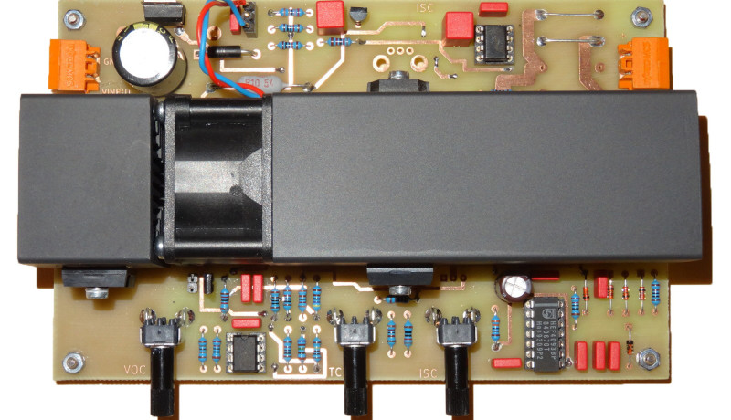 Simulateur de panneau solaire: Une solution pour tester et optimiser les trackers MPP et les onduleurs