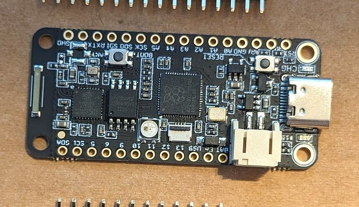 Test : La carte microcontrôleur Challenger RP2040 WiFi compatible Arduino/Micropython