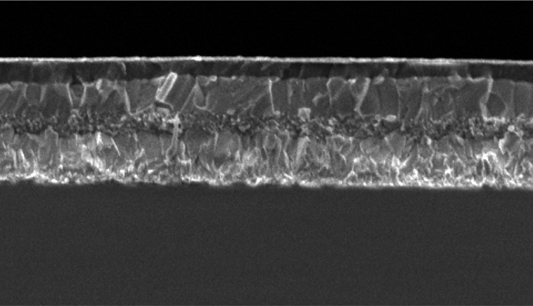 Vue microscopique du film perovskite triple-cation © M. Grätzel/EPFL