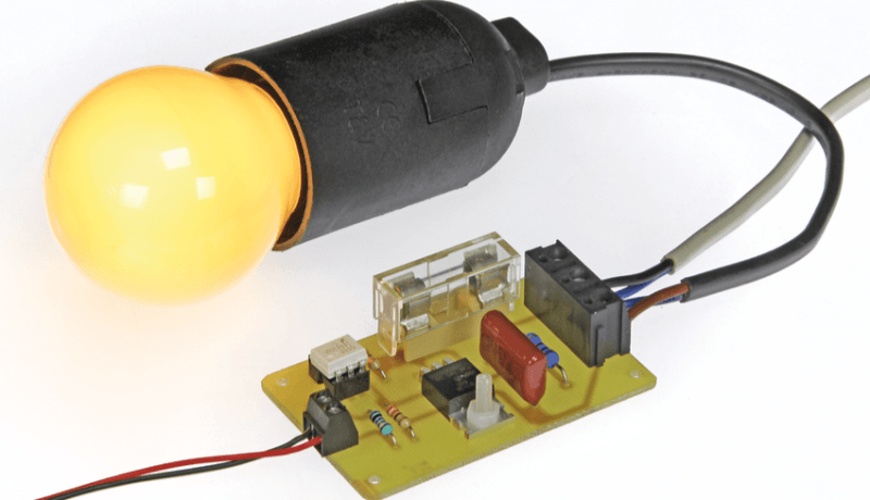 Projet nº 56 : remplacer une LED par une lampe : convertisseur isolé