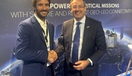 AKAR : Skynopy et Eutelsat unissent leurs forces pour une connectivité satellite en temps réel