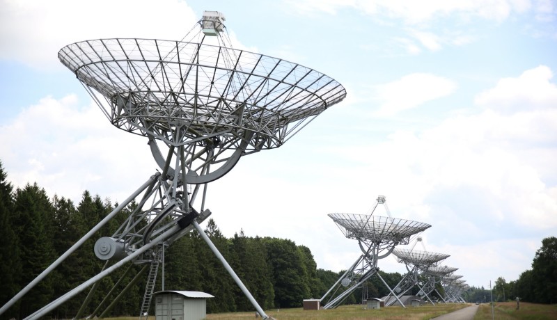 De synthese-radiotelescoop te Westerbork (foto: Elodie Burillon – hucopix.com).