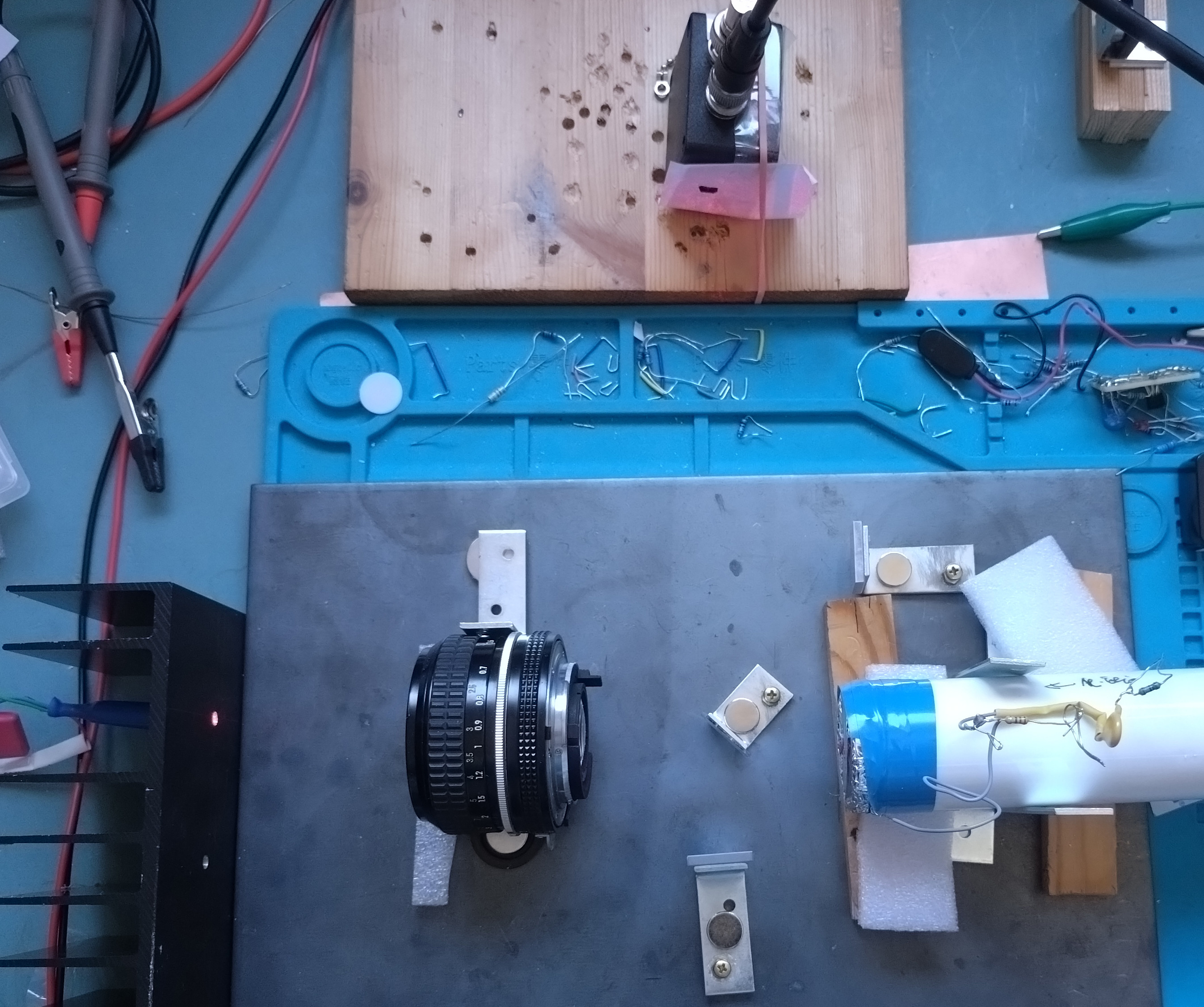 Contact-Free E-Field Measurements (2)