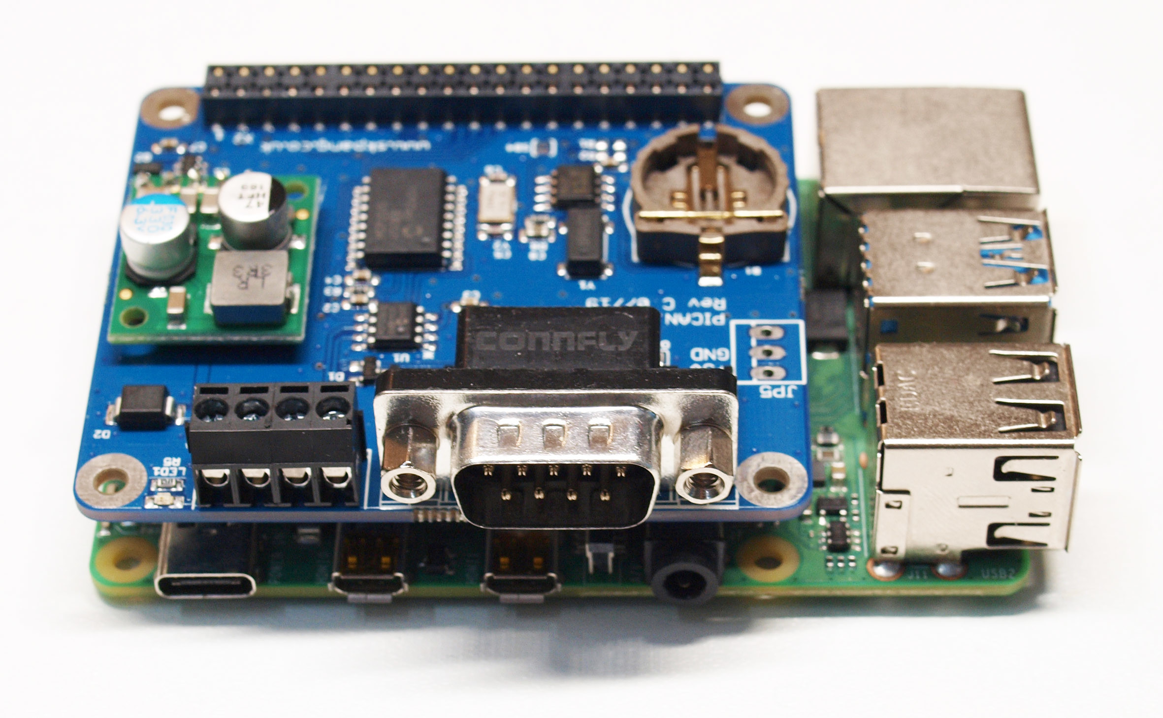 The PiCAN 3 board offers two ways to connect 