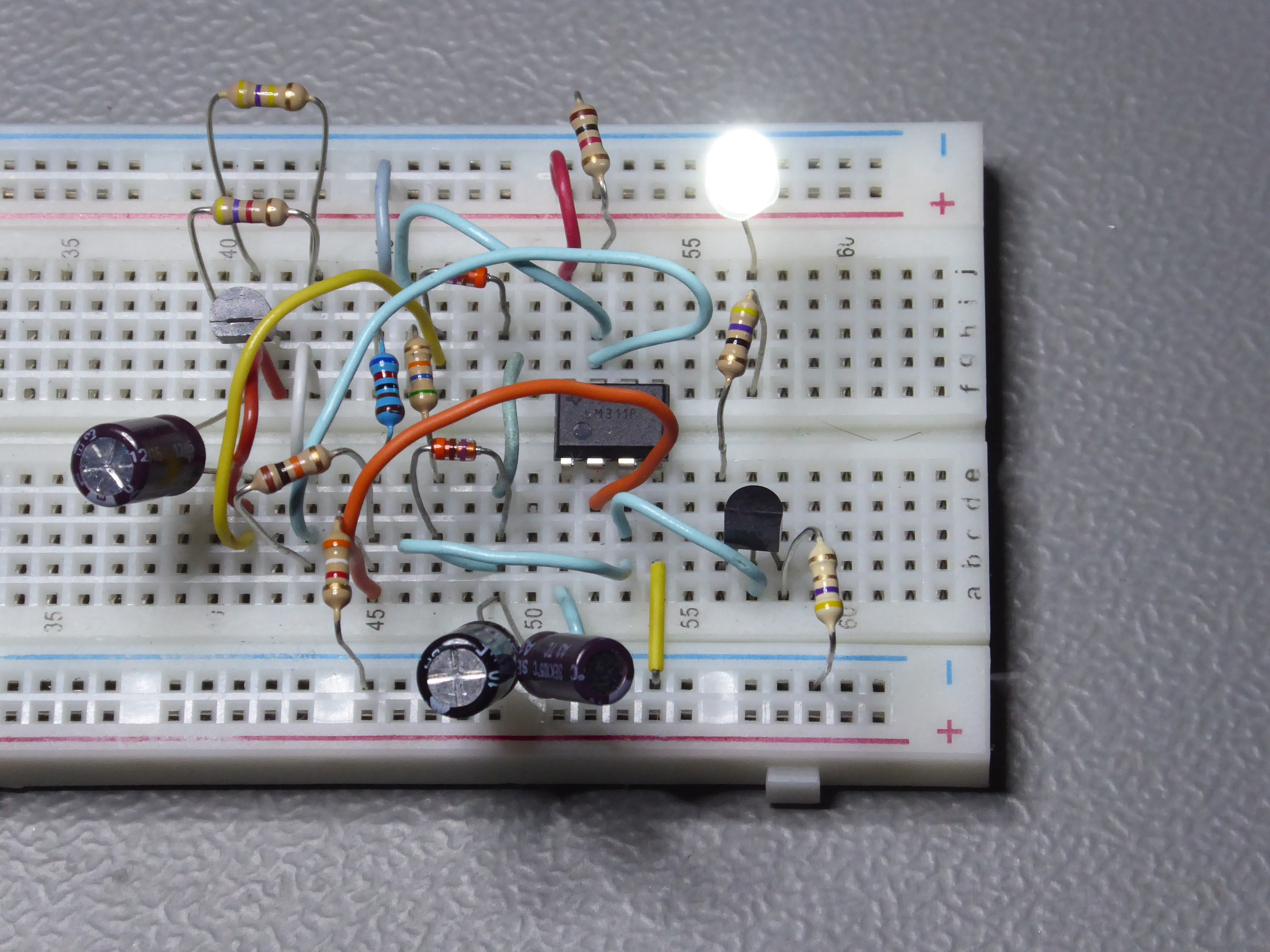 Linear analogue LED fader using synthetic inductor - Elektor LABS ...