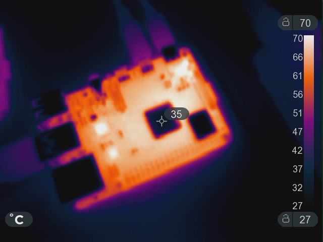 Das RPi-4-SoC ist deutlich wärmer, als es die Aufnahme nahelegt