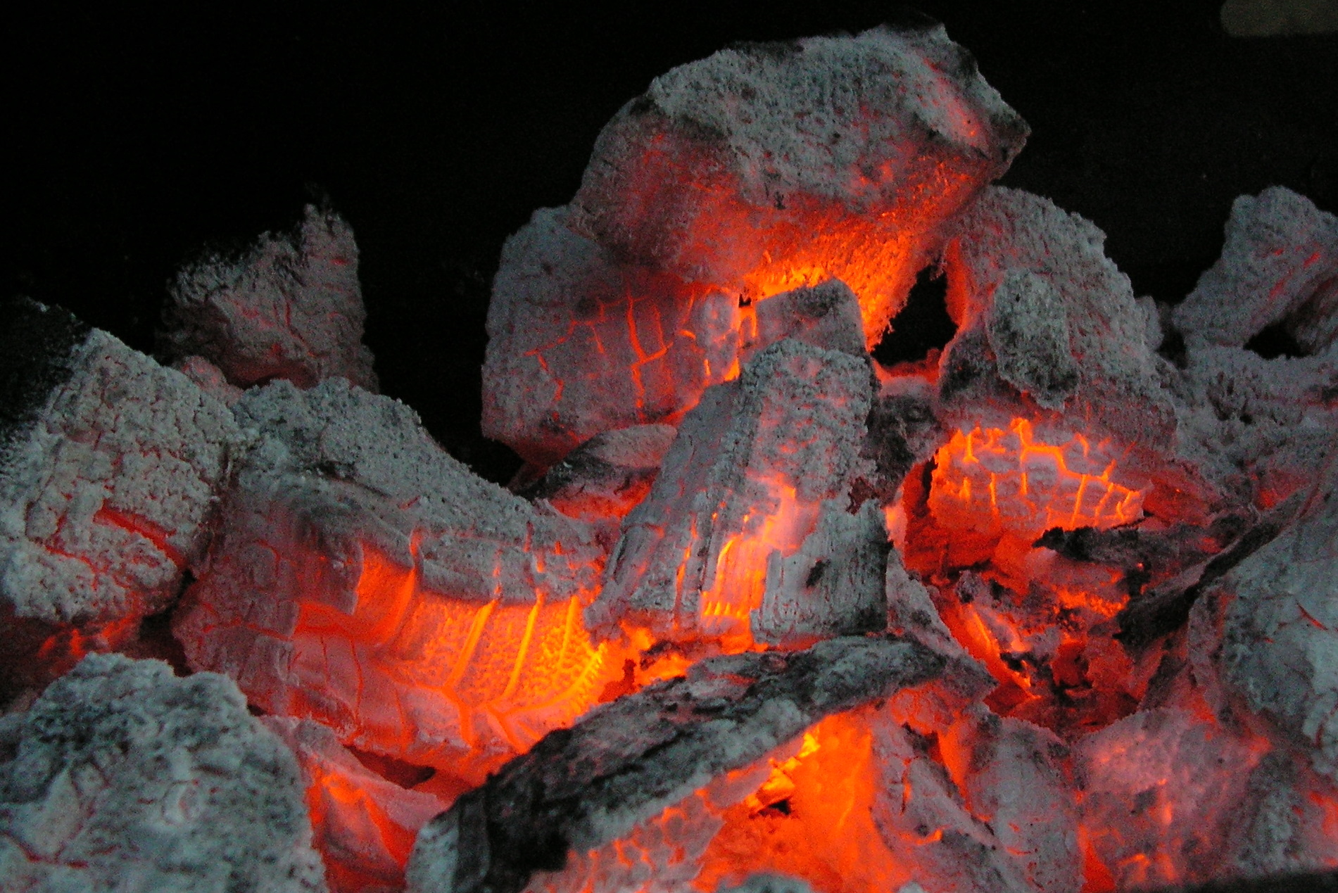 Good bye to Coal | Elektor Magazine Fire up the coals & get the weekend started early with this