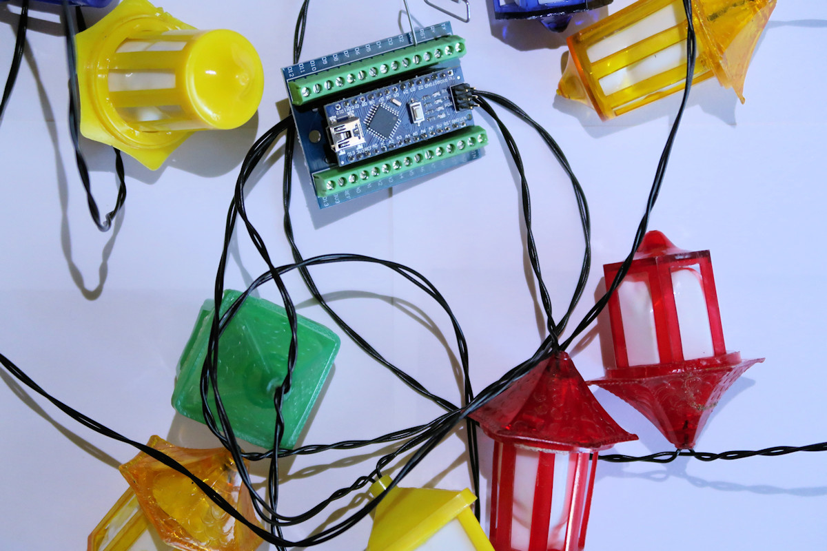 Variable brightness controller for Christmas LED lights with Arduino