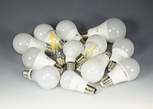 Elektor heeft 14 LED-lampen onderzocht op storingen.