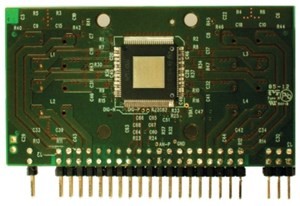 Das IC FDA801 hat vier Kanäle zu je 28 W Ausgangsleistung
