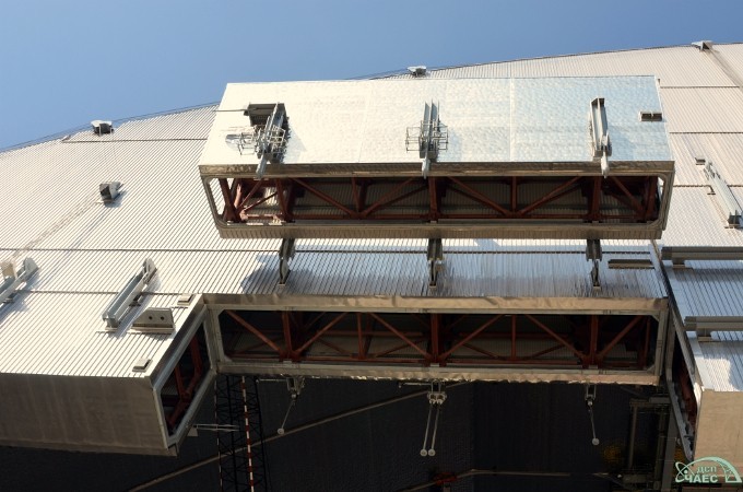 New Safe Confinement construction.
