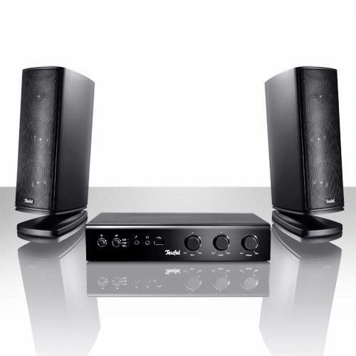 De Teufel Concept B 200 USB is een 2.0-set met een afzonderlijke module voor de versterking en aansluitingen.
