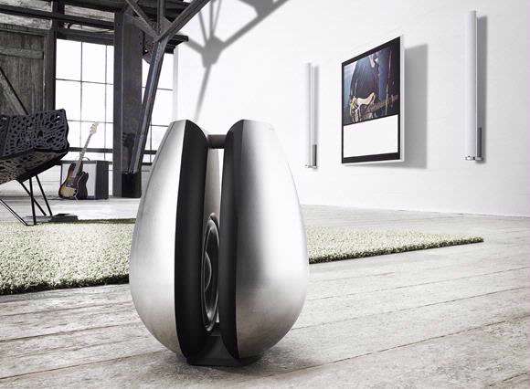 Voor een interieurvriendelijke subwoofer ben je bij B&O aan het goede adres, bijvoorbeeld met deze Beolab 11.