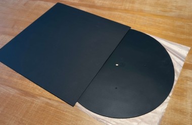 Review StackAudio Serene turntable mat: Black Magic