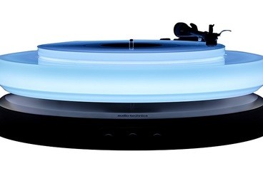 Audio-Technica Hotaru : une platine vinyle en dition limite qui change de couleur