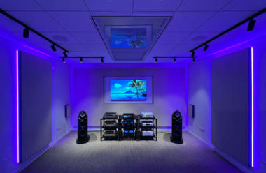 HiVisit Poulissen Audio Video Center Roermond: drie decennia expertise