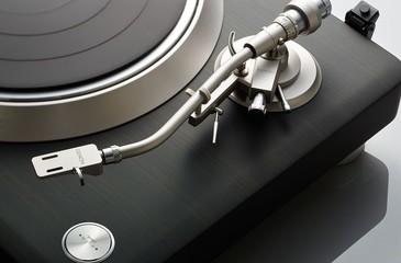 Review Denon DP-3000NE platenspeler: analoge traditie in een stijlvol nieuw jasje 