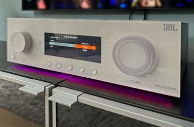 Review JBL MA7100HP AV-receiver met JBL Stage 2 series: new sheriff in town?