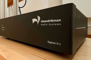 Review Sygnus X-1