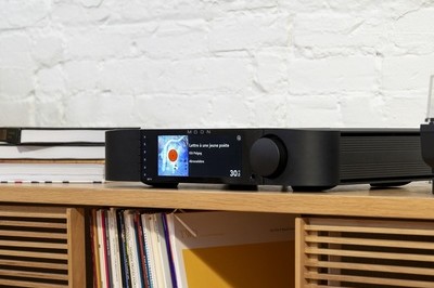 Review MOON 371 Network Player Amplifier: grensverleggende audioprestaties in een elegant gesneden maatpak