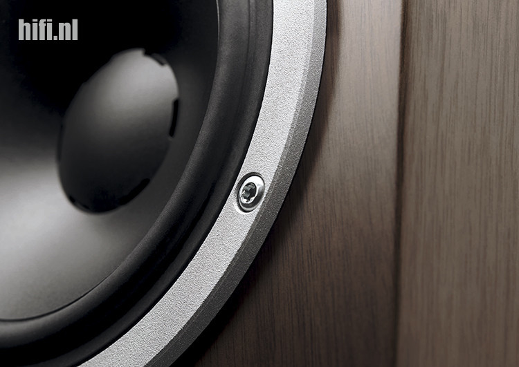 Dynaudio excite x18 review on sale