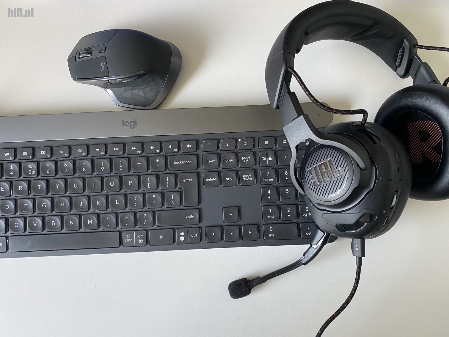 Review JBL Quantum One