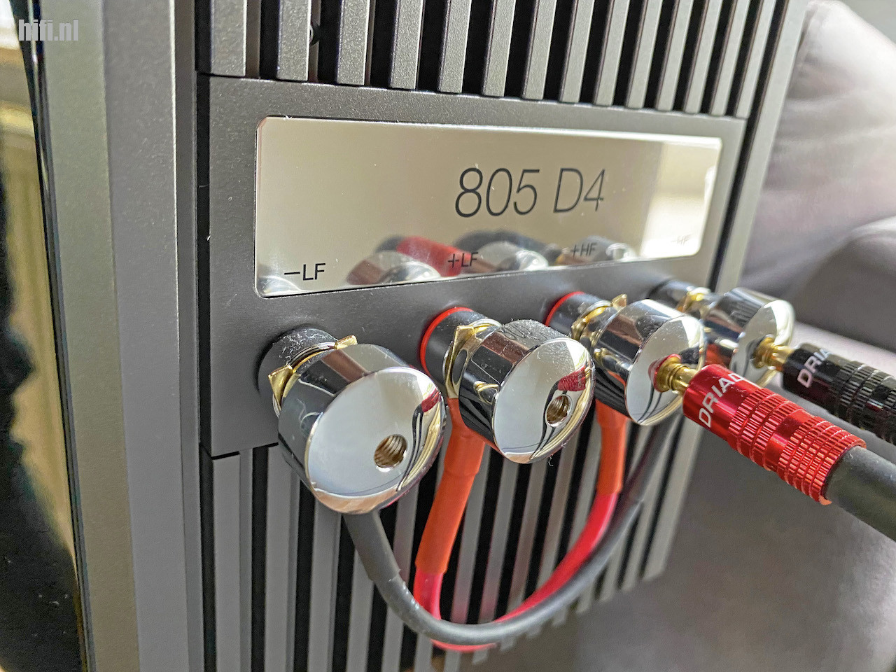 Review Bowers Wilkins 805 D4