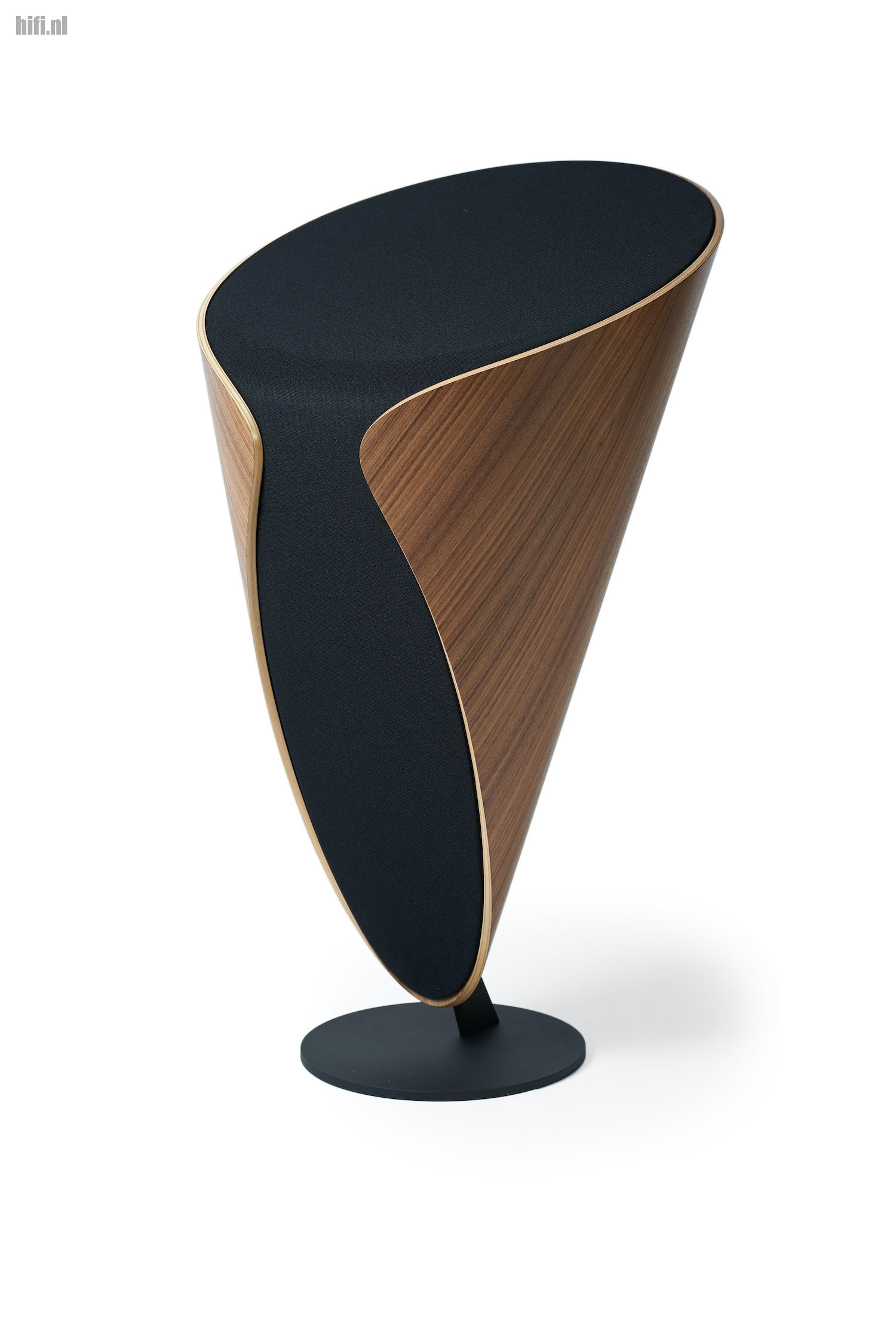 Review Davone Meander Danish design reinvented
