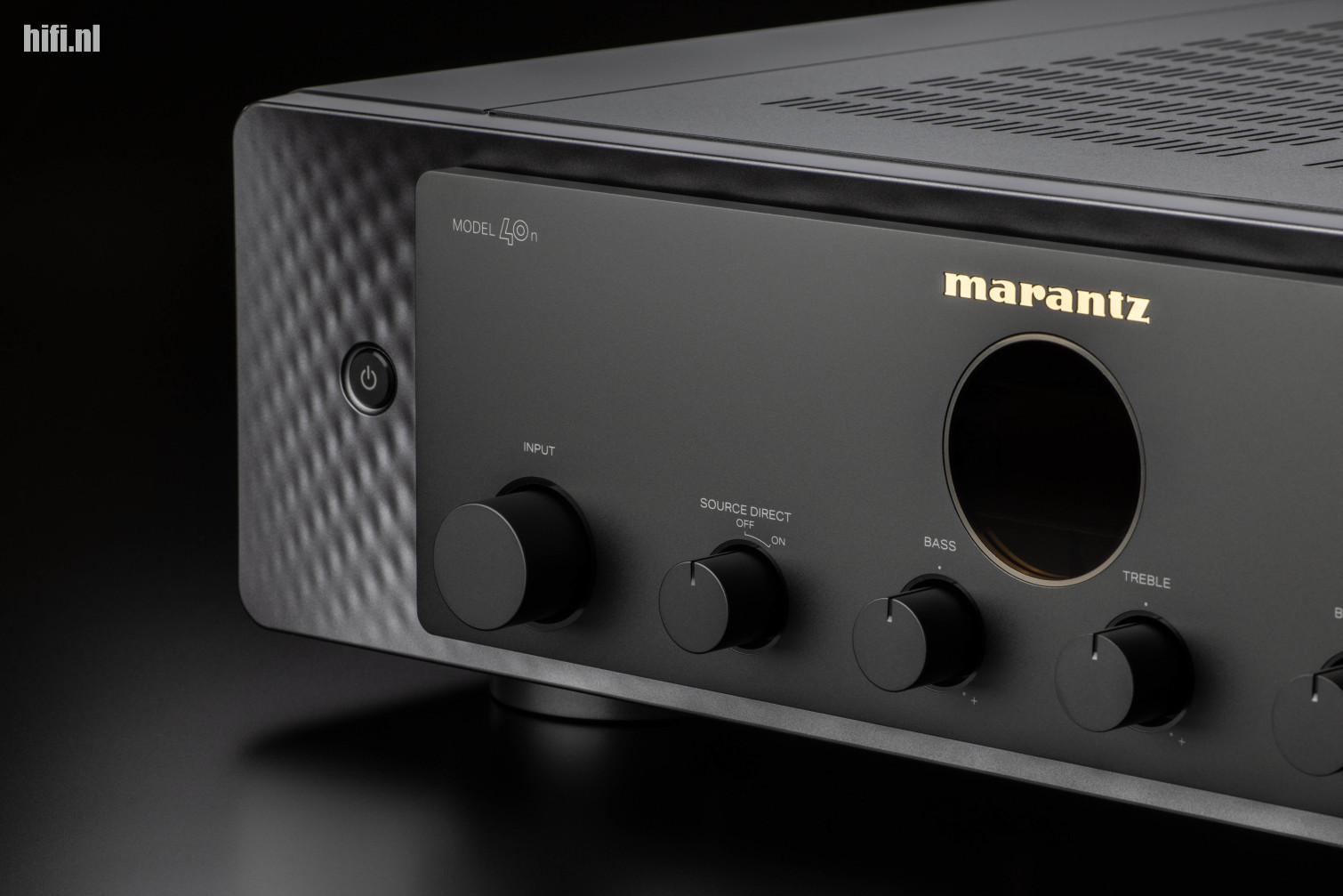 Review Marantz Model 40n zware bouwkwaliteit, veel aansluitingen