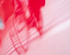 City moments - surrealistische foto van een fiets in de stad