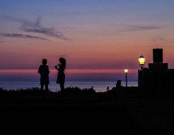 When the night comes