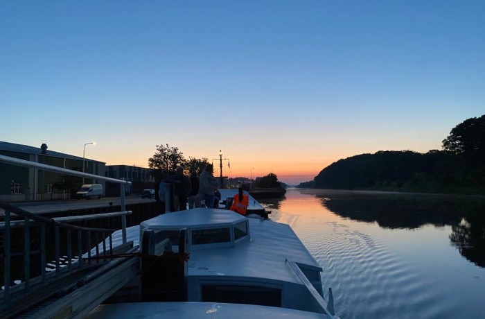 Atelierboot de Sneeuwwitje te water