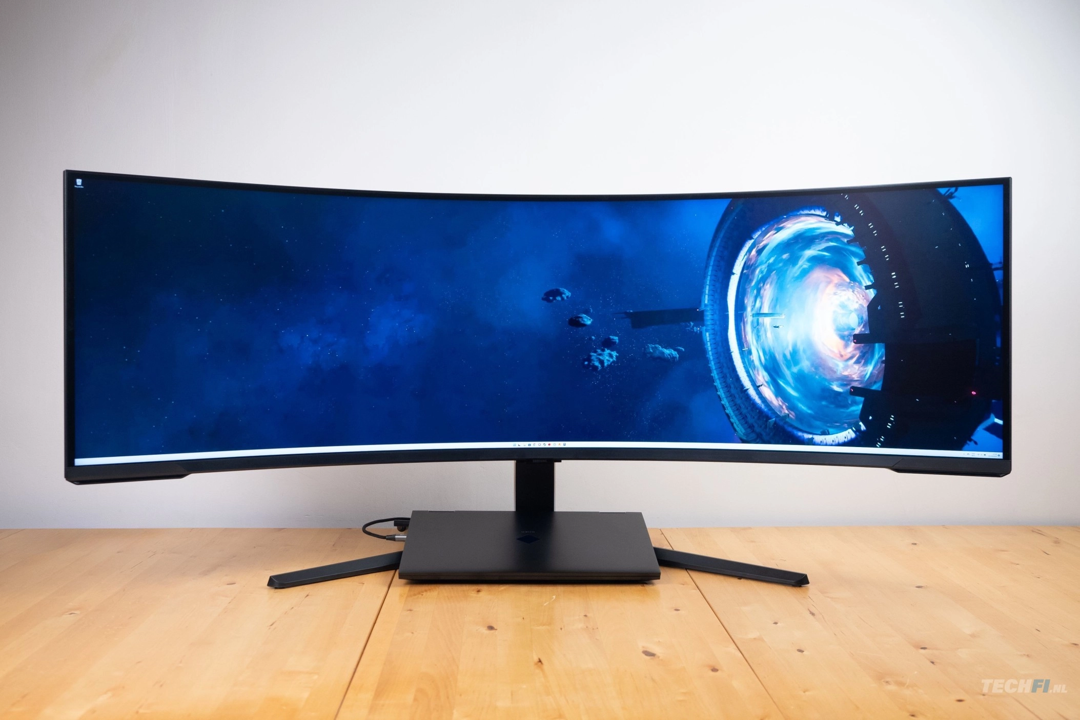 Samsung Odyssey Neo G9 57 review: beeldscherm uit de toekomst | TechFi