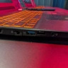 Acer Nitro V16 aansluitingen links