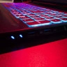 Acer Nitro V16S aansluitingen rechts