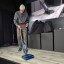 Dyson Clean+Wash demonstratie door James Dyson