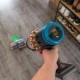 Dyson V16 Piston Animal -  groene laser en lcd-scherm op laminaat