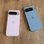 Google Pixel 10 Pro XL (rechts)