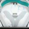 Logitech G522 Lightspeed - onder het foliepapier een doosje met opdruk van de inhoud: Lightspeed adapter, microfoon en USB-kabel