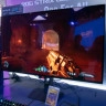 ROG Strix OLED XG32UCWG met glare paneel